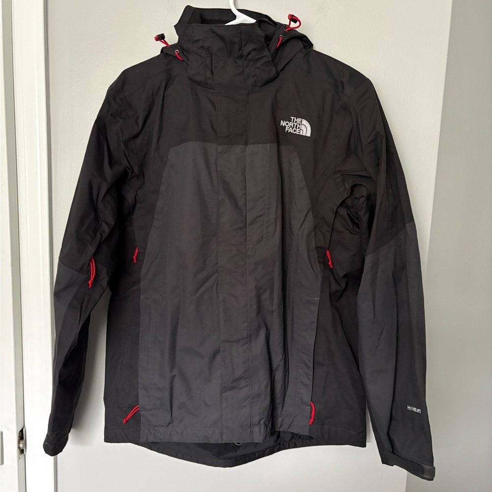The North Face Men’s Black & Charcoal Jacket